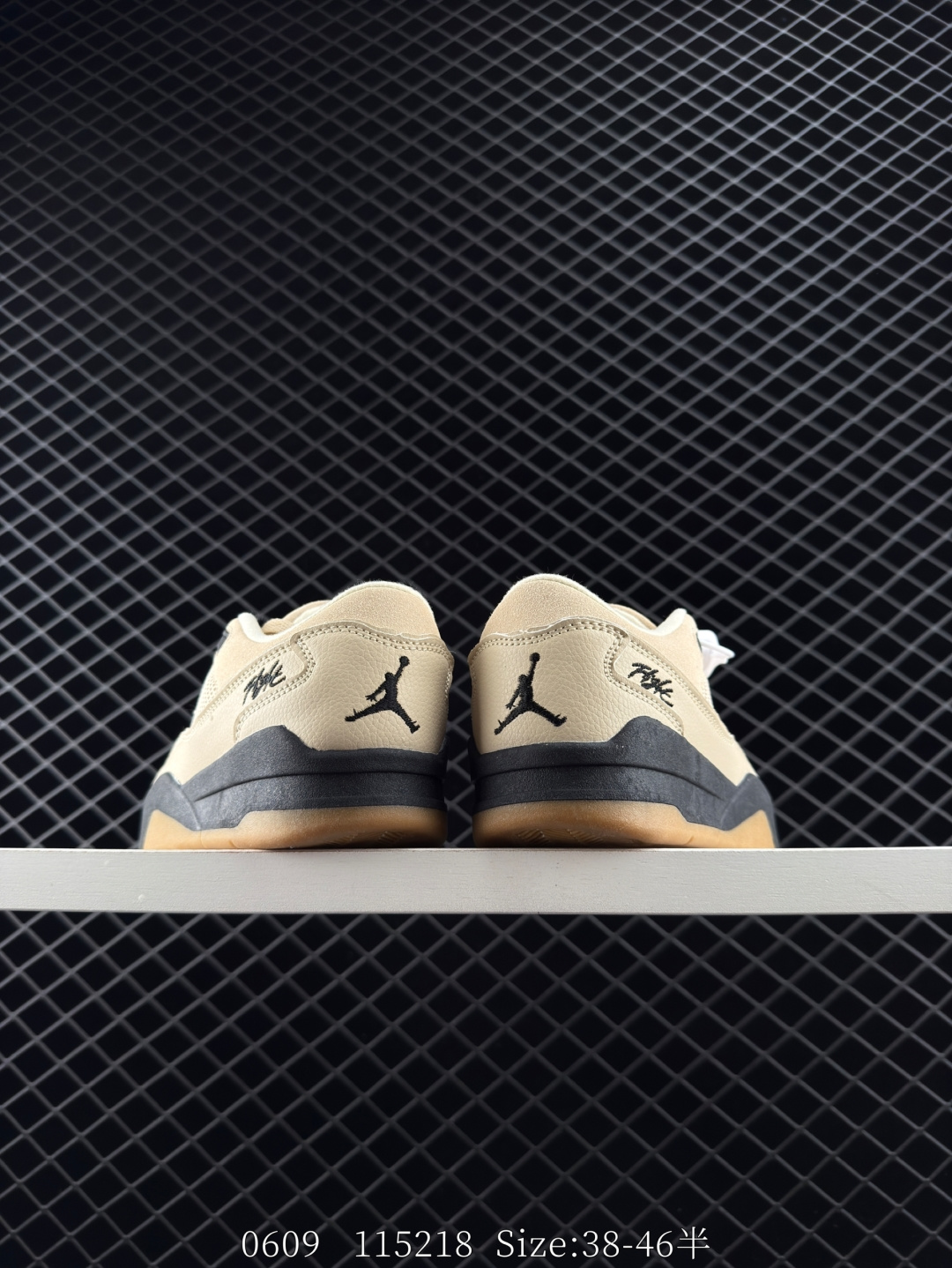 Nike Air Jordan 4 Retro